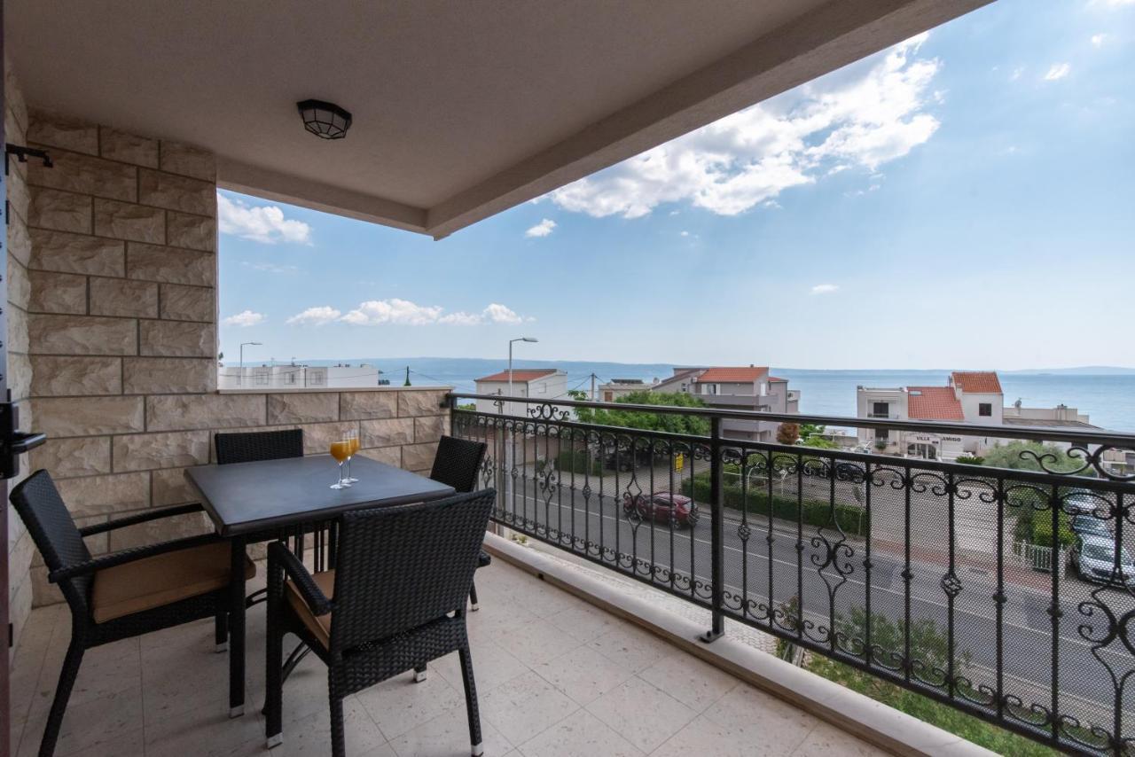 Apartments Amigos Podstrana Kültér fotó
